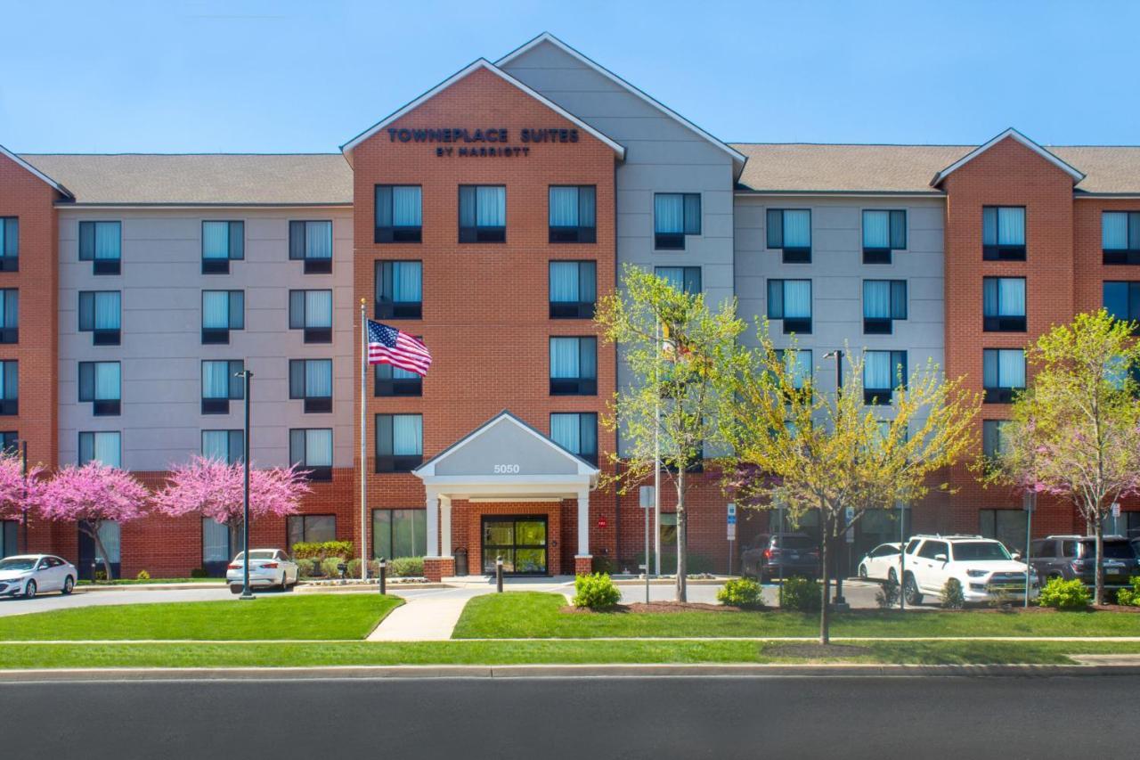 Towneplace Suites By Marriott Frederick Exterior photo