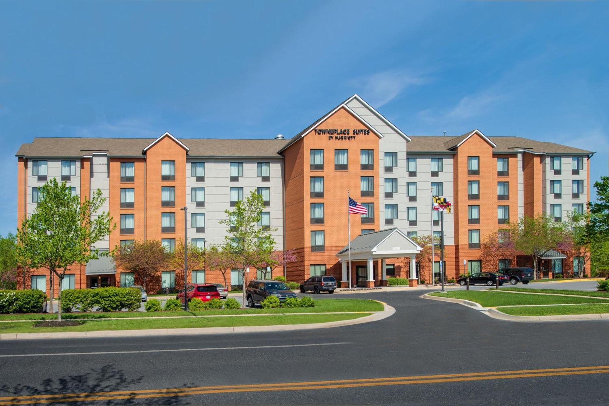 Towneplace Suites By Marriott Frederick Exterior photo