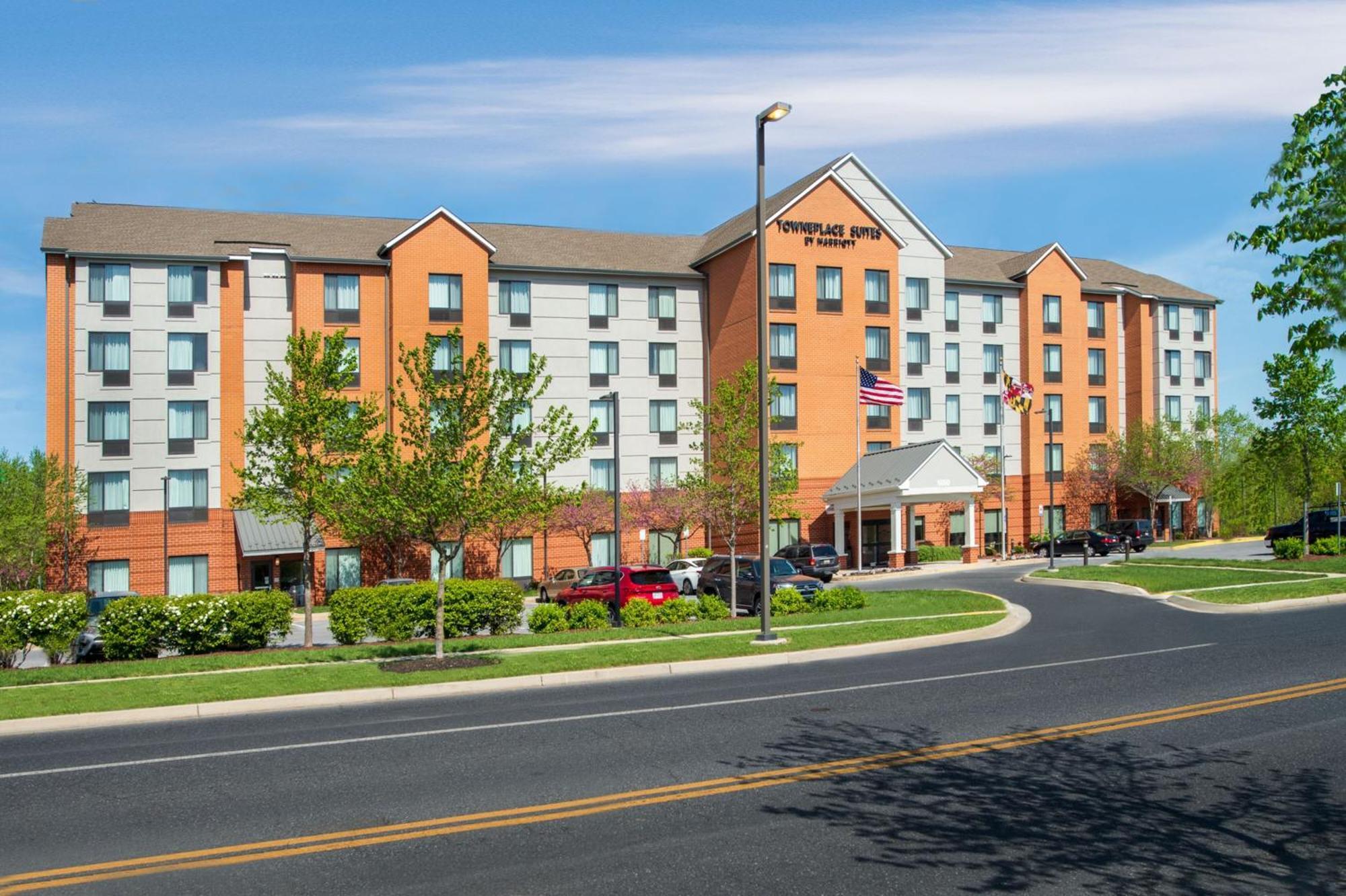 Towneplace Suites By Marriott Frederick Exterior photo