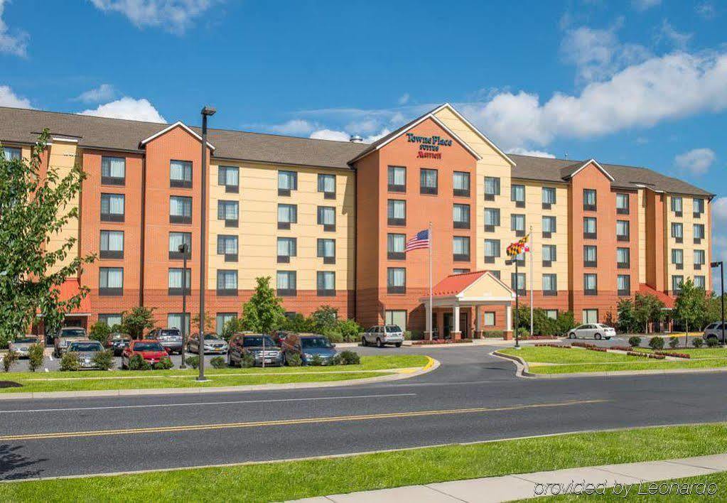 Towneplace Suites By Marriott Frederick Exterior photo